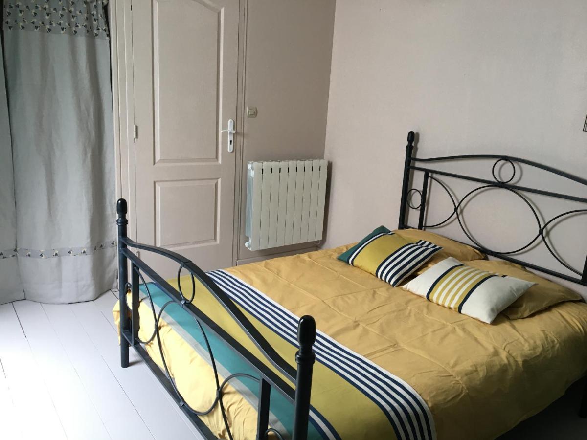 Un Coin De Foret Homestay *